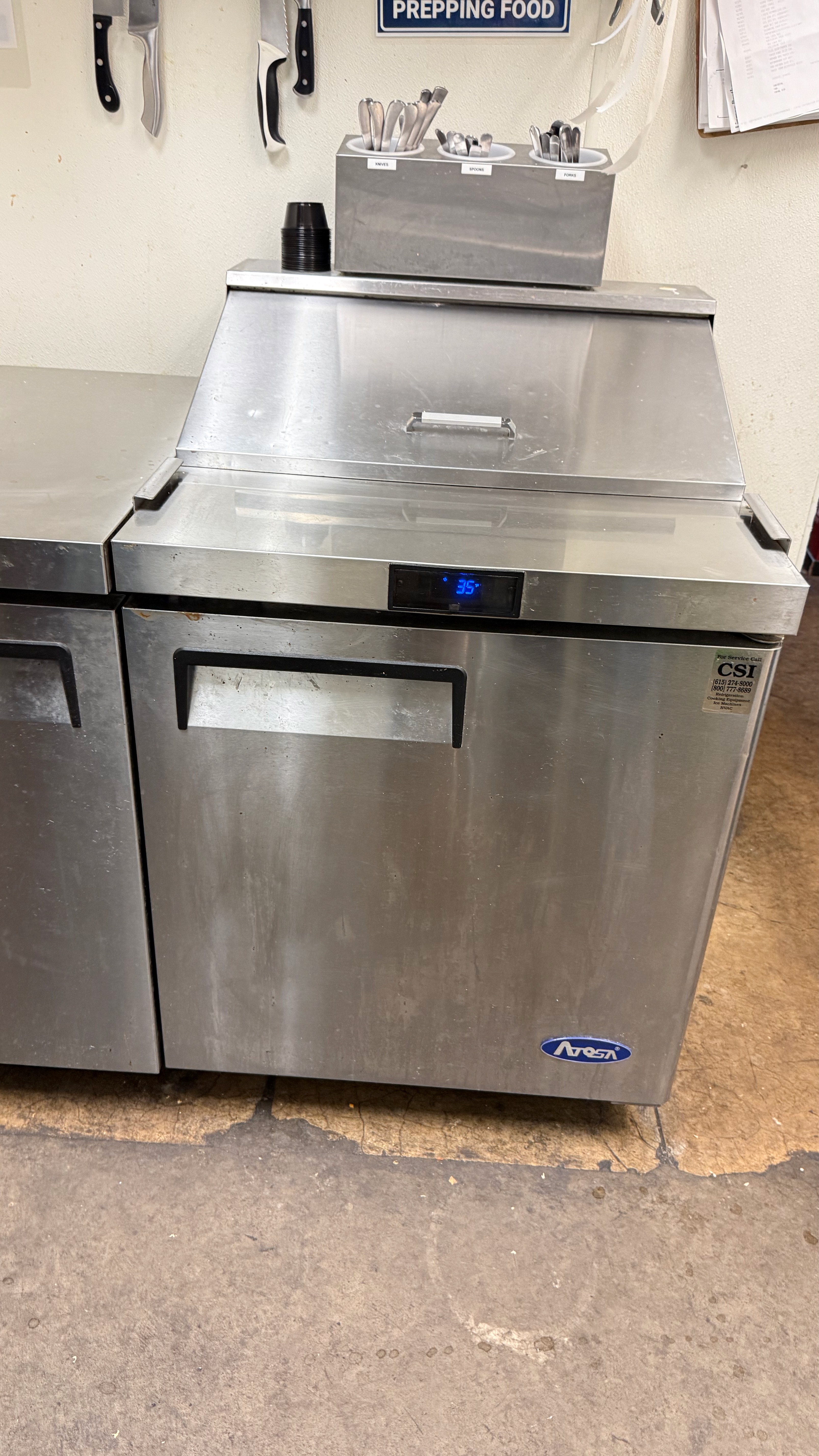 Sandwich top refregerator
