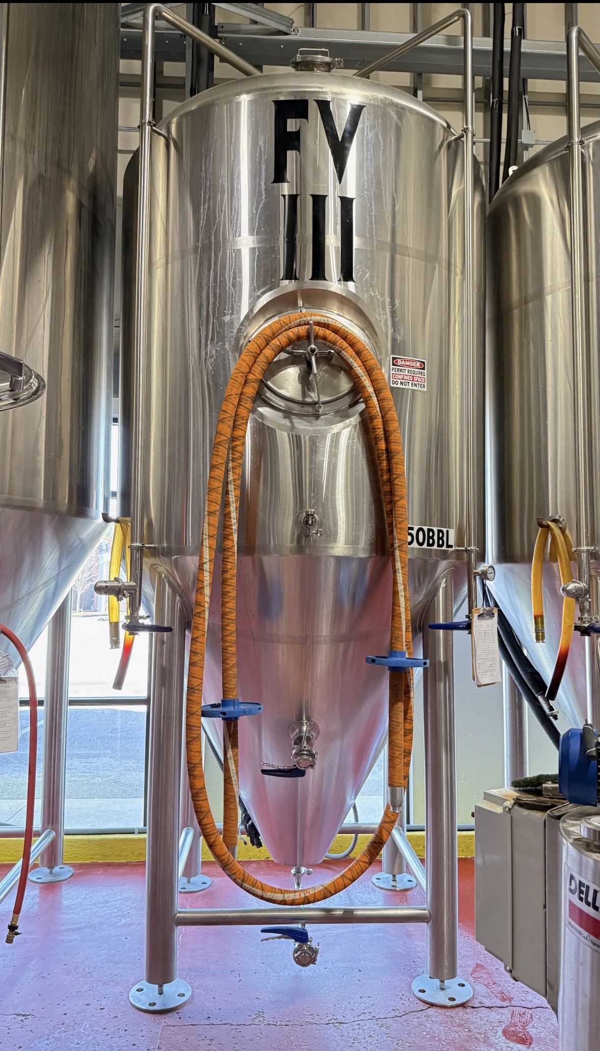 (3)-Reduced 40BBL Premier Stainless Unitanks / Fermenters Unitanks – Complete w/ Pipework
