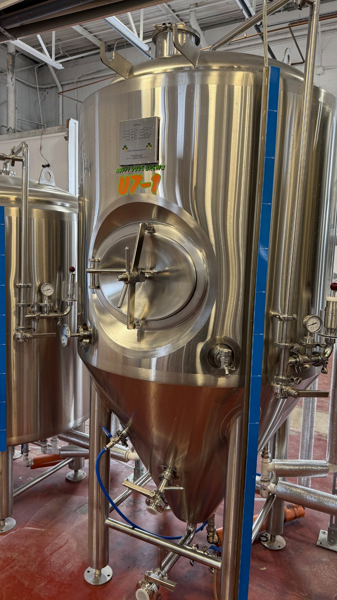 (2) 7 BBL O’Neill Unitank Fermenters (217 Gallon) – Jacketed & Insulated