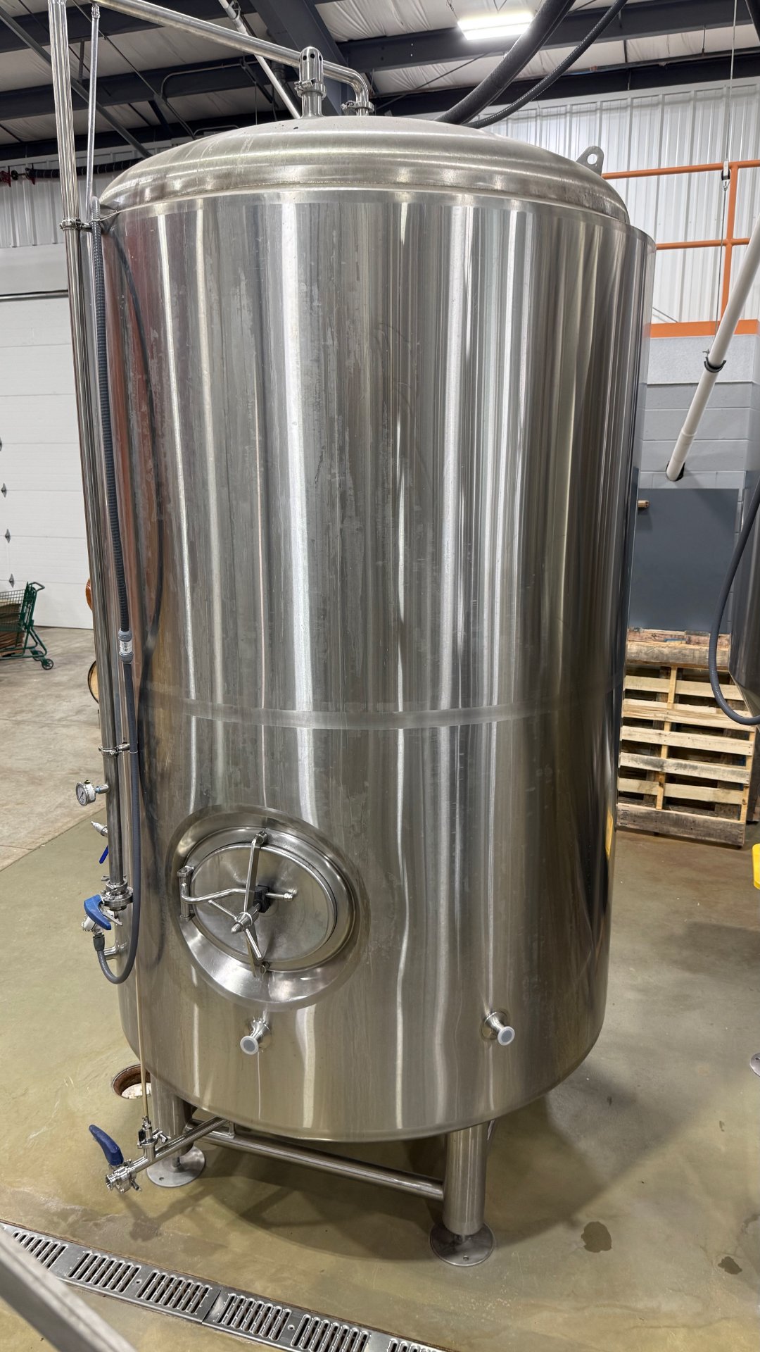 Premier Stainless 40bbl Jacketed Insulated Brite Tank