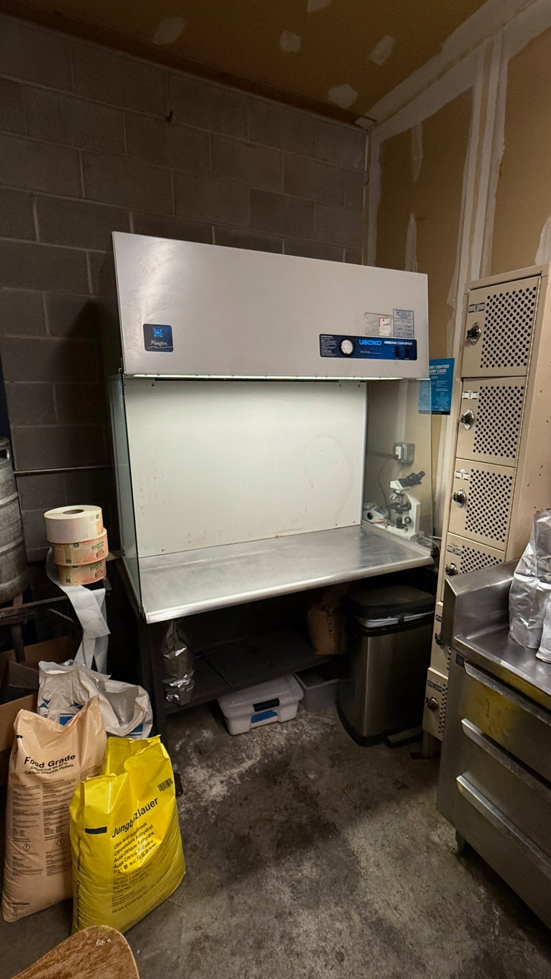 Labconco Horizontal Clean Bench