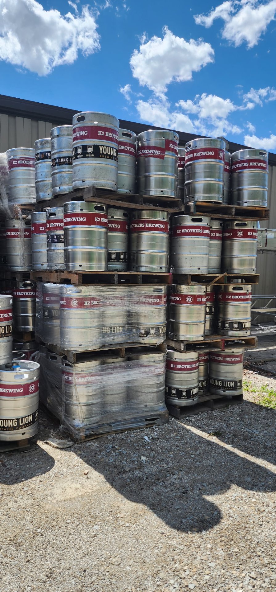 Used 1/2 BBL Stainless Sankey Kegs for Sale | Indianapolis Warehouse