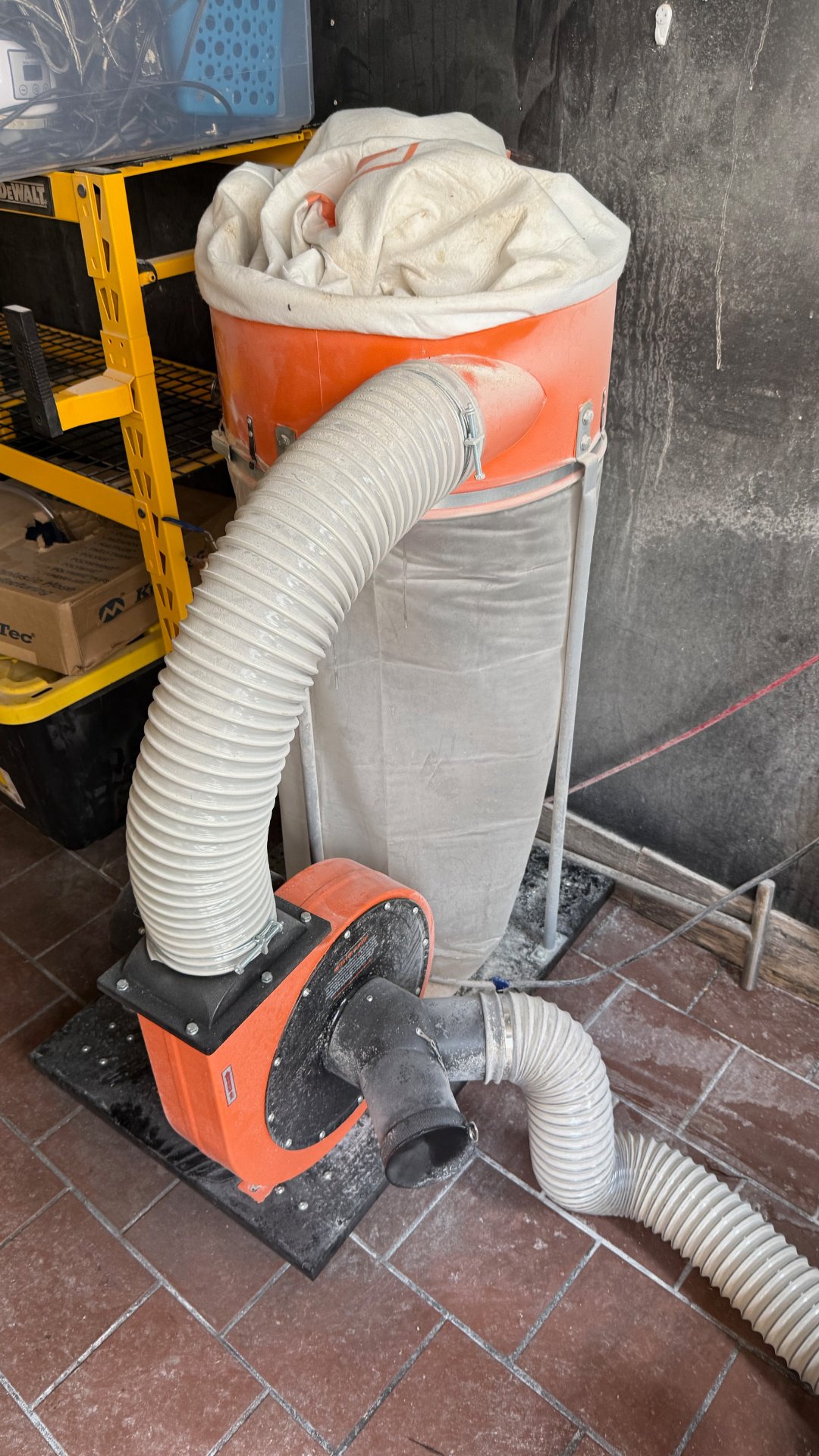 WEN 1300 CFM Dust Collector