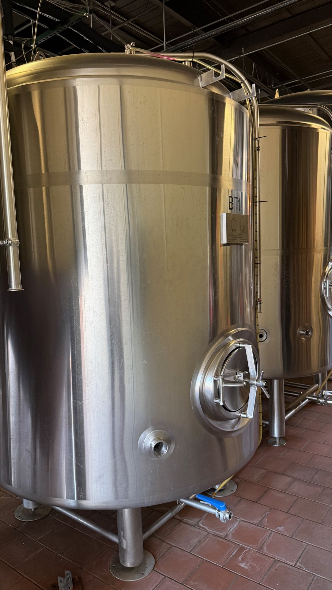 30 BBL (930 Gallon) Glycol Jacketed Stainless Steel Brite Tank – Pacific Brewery Systems