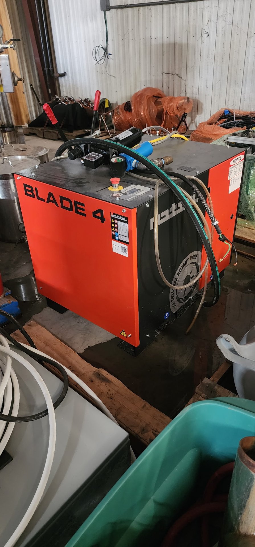 Mattei 5 HP Blade 4 Air Compressor With 30-Gallon Pennwalt Air Receiver Tank