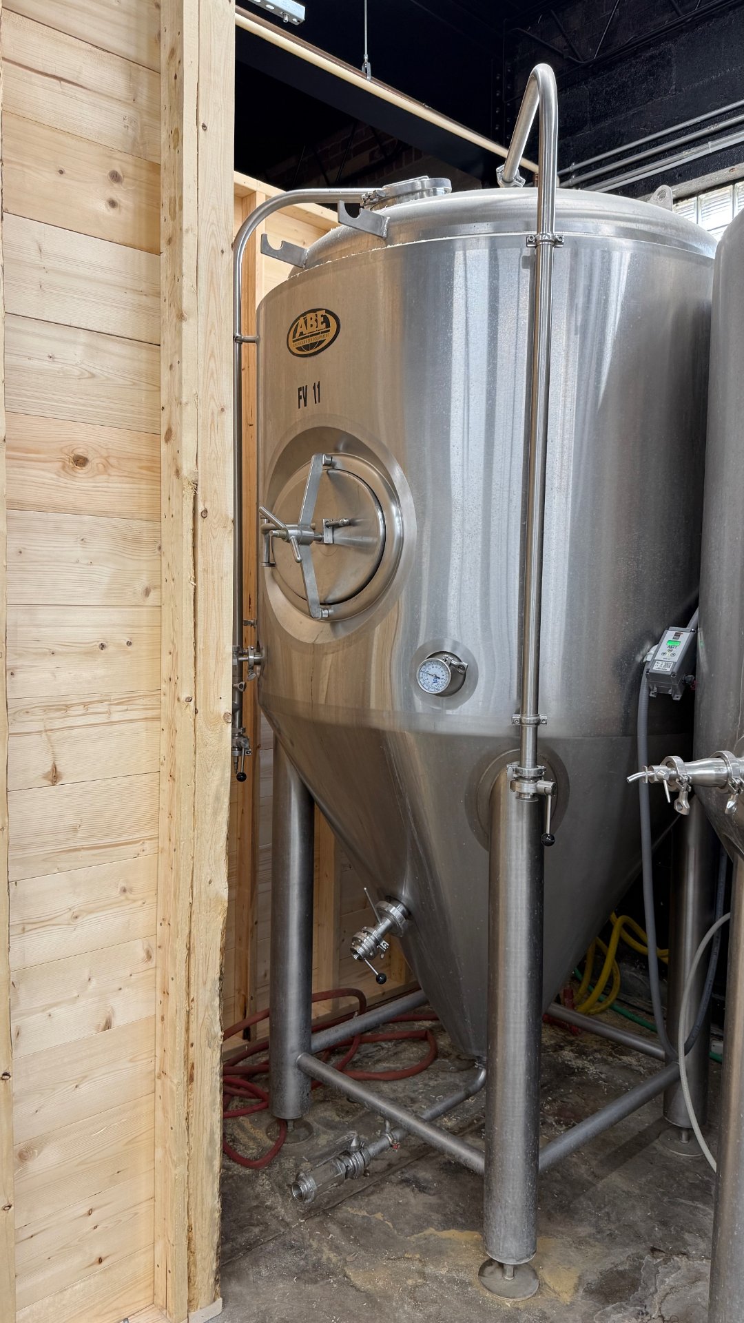 15 BBL (465 Gallon) ABE Glycol Jacketed Stainless Steel Unitank Fermenter