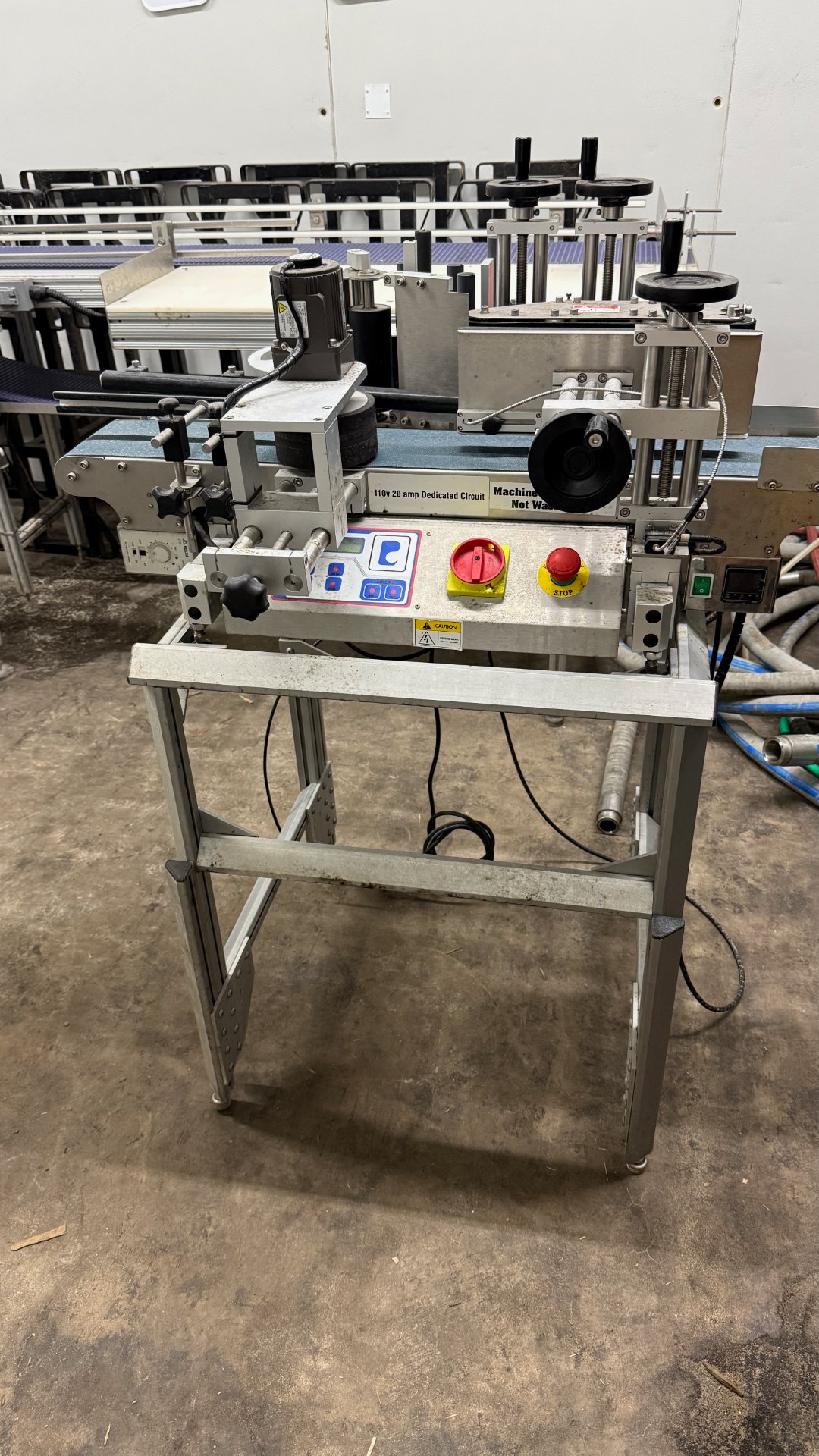 Pack Leader ELF-50 Automatic Wrap-Around Labeling Machine