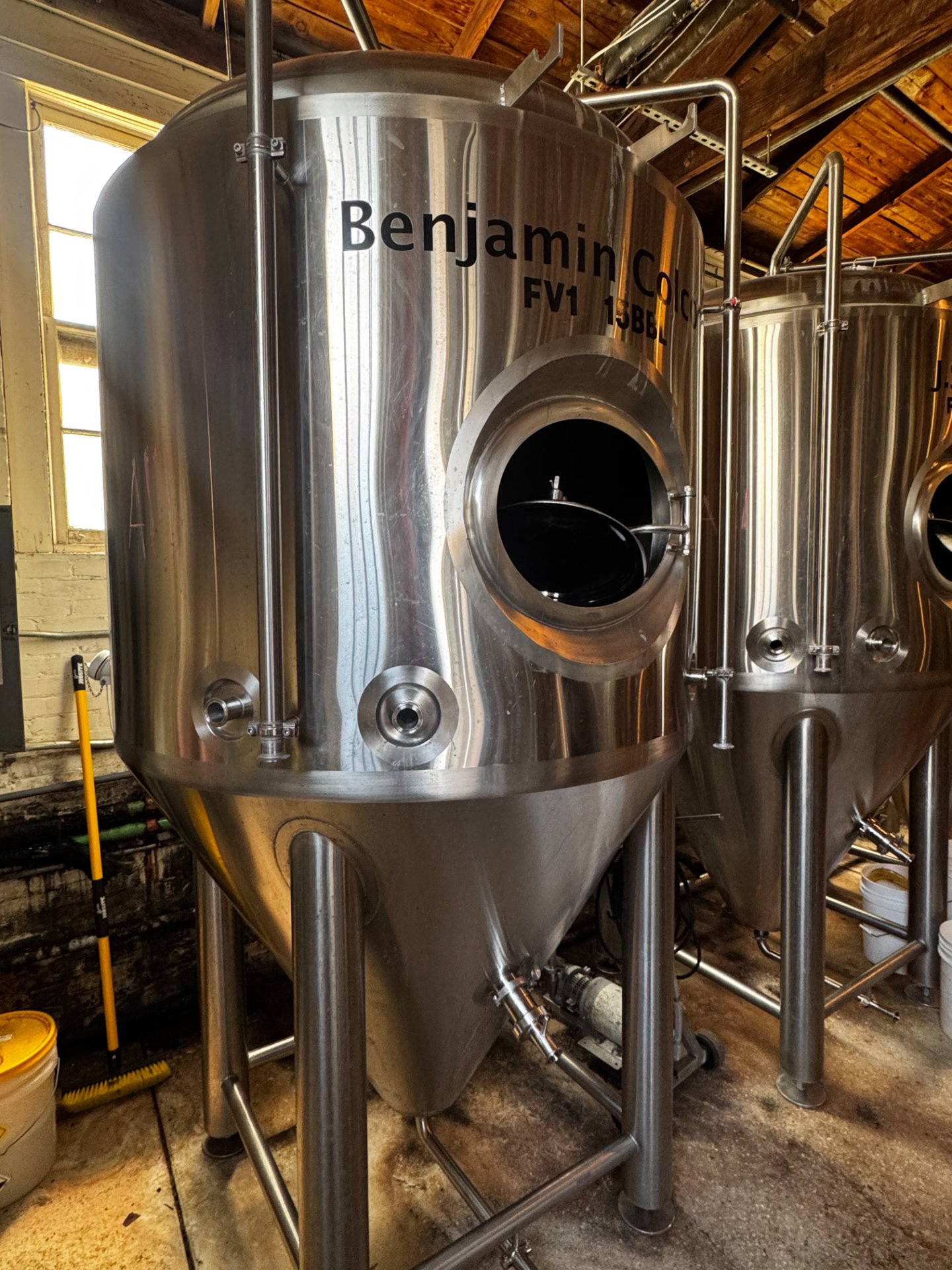 15 bbl Unitank Fermenter in Good Condition